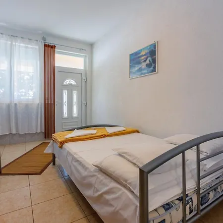 Apartment Antak